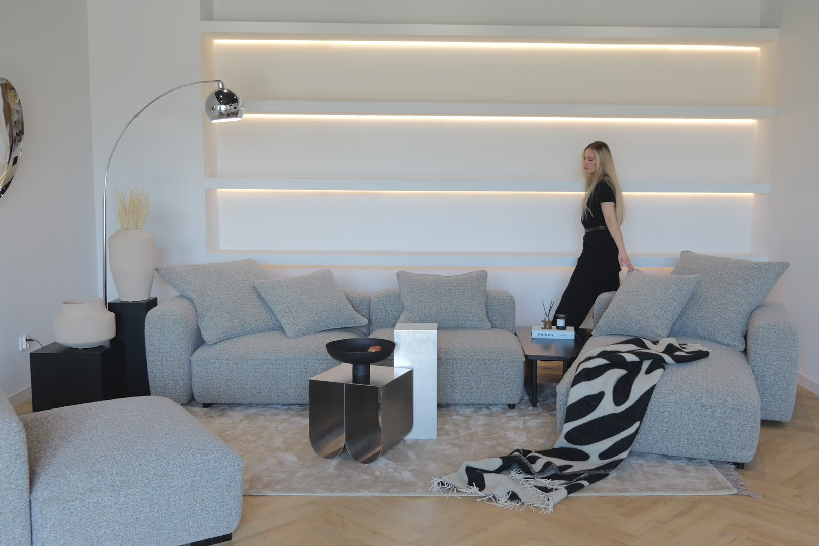 Trapézový stůl Moodu