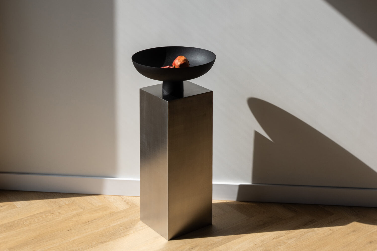 Odkládací stolek KOVU