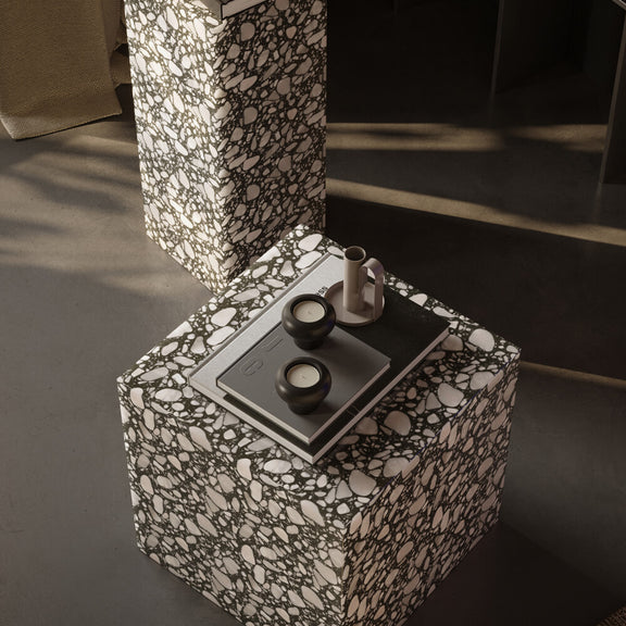 Odkládací stolek FEO