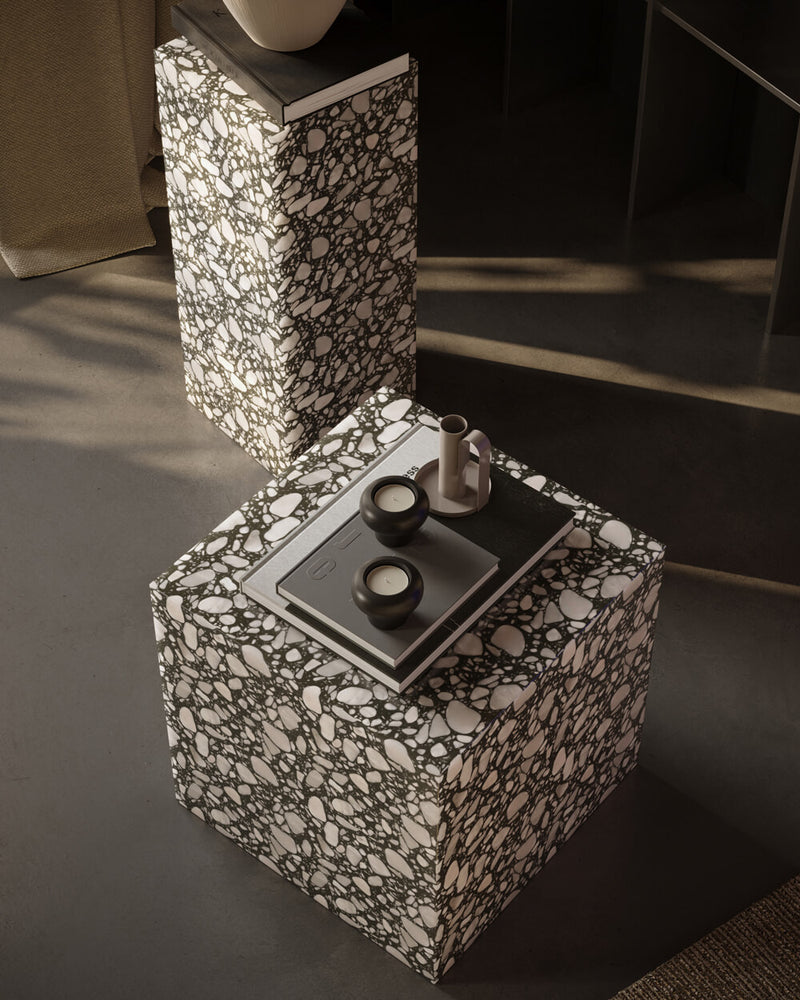 Odkládací stolek FEO