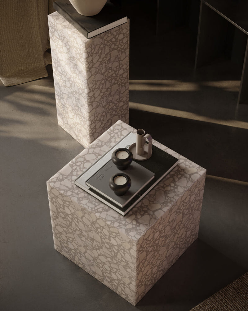 Odkládací stolek UBE