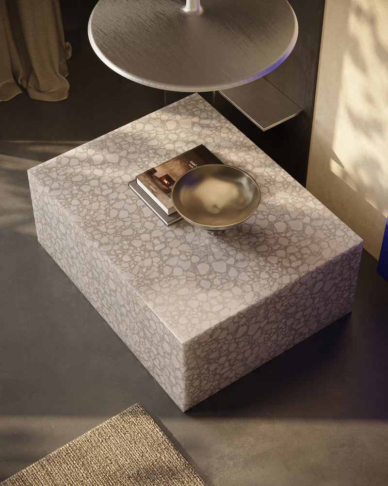 Odkládací stolek UBE