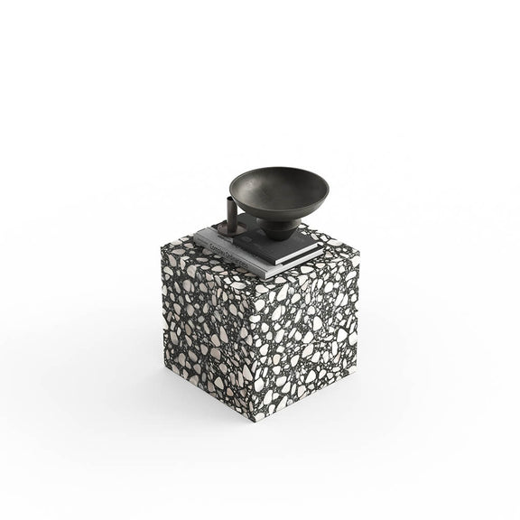 Odkládací stolek FEO