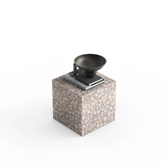 Odkládací stolek UBE